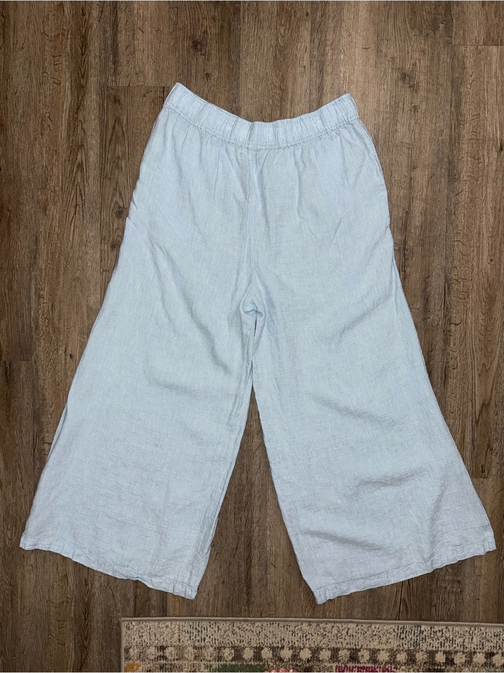 Vineyard Vines • Wide Leg Linen Pants - Picture 9 of 12